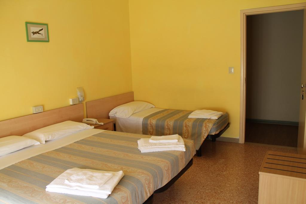 Hotel Ninfea Τσέρβια Εξωτερικό φωτογραφία