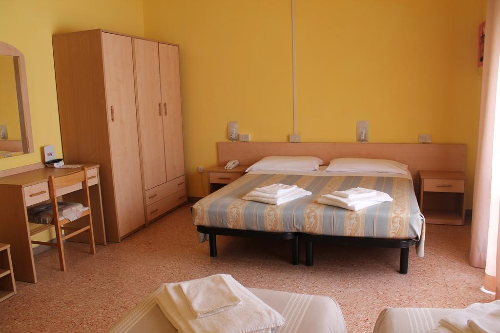 Hotel Ninfea Τσέρβια Εξωτερικό φωτογραφία